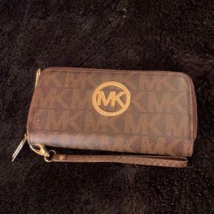 Large Logo MK wallet